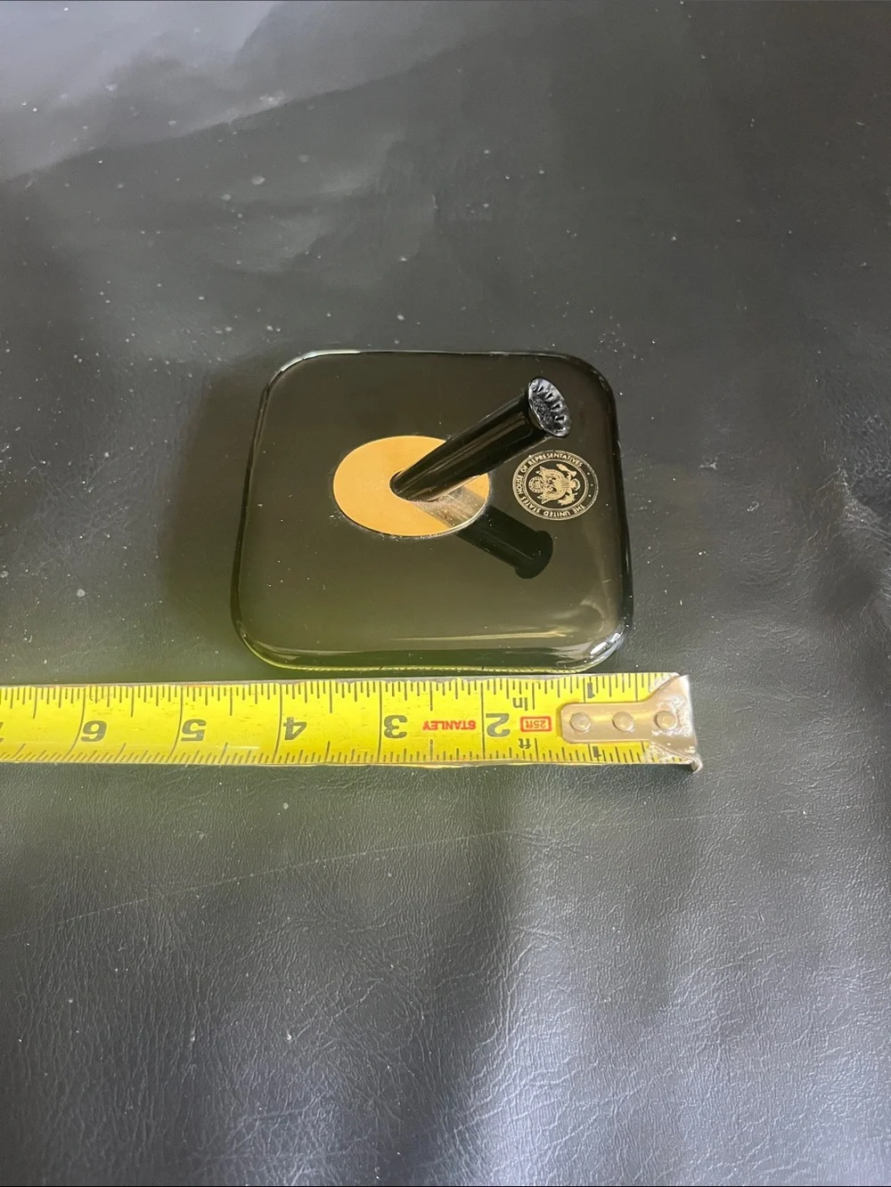 Black and gold House of Representatives Pen Holder